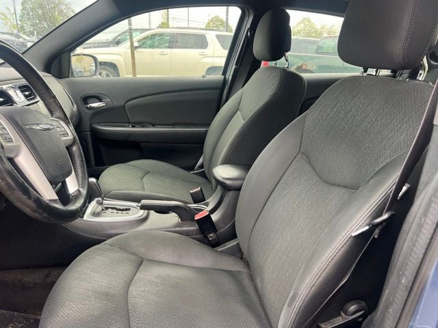 2011 Chrysler 200 Touring