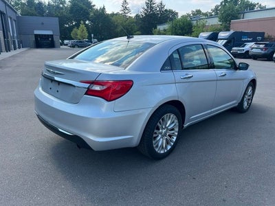 2012 Chrysler 200 Limited