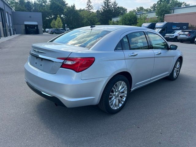 2012 Chrysler 200 Limited