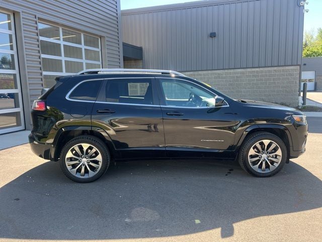 2019 Jeep Cherokee Overland
