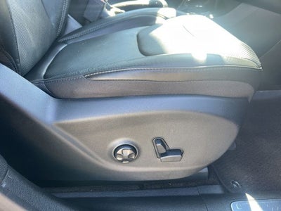 2019 Jeep Cherokee Overland