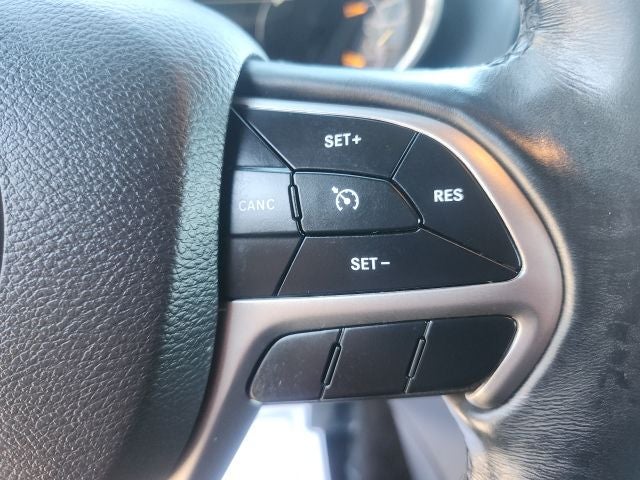 2019 Jeep Grand Cherokee Laredo E