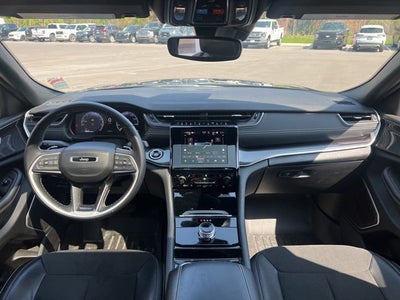 2022 Jeep Grand Cherokee Altitude