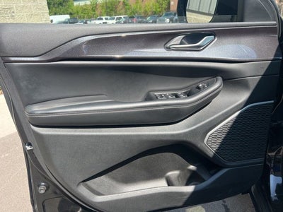 2022 Jeep Grand Cherokee Altitude