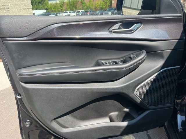 2022 Jeep Grand Cherokee Altitude