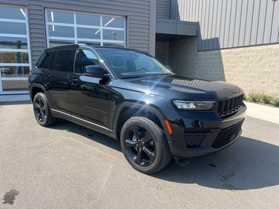 2022 Jeep Grand Cherokee Altitude