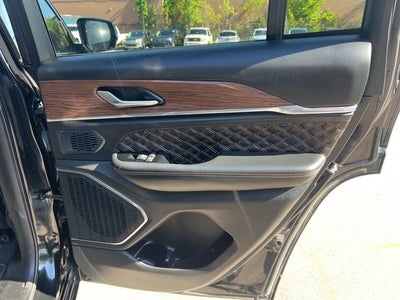 2023 Jeep Grand Cherokee Summit