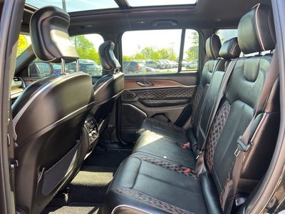 2023 Jeep Grand Cherokee Summit