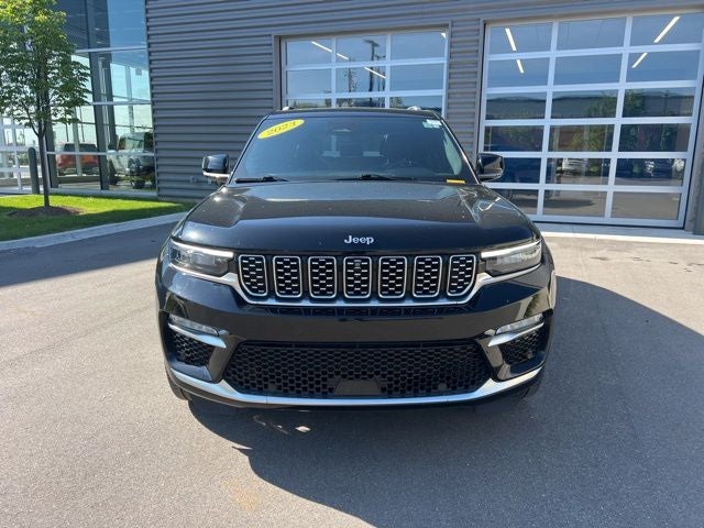 2023 Jeep Grand Cherokee Summit