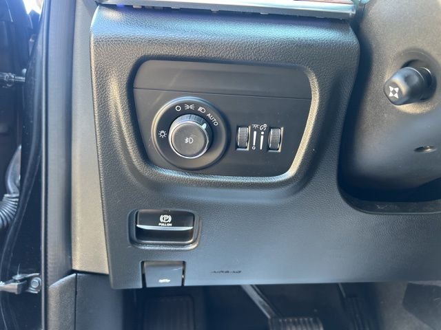 2023 Jeep Grand Cherokee Summit
