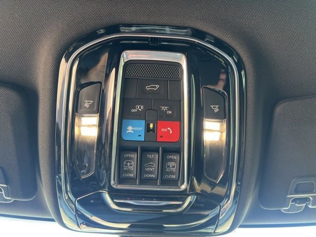 2023 Jeep Grand Cherokee Summit