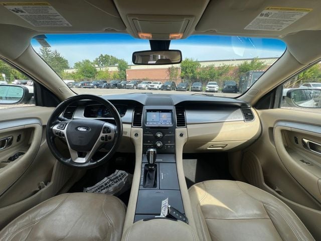 2017 Ford Taurus SEL