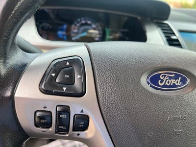 2017 Ford Taurus SEL