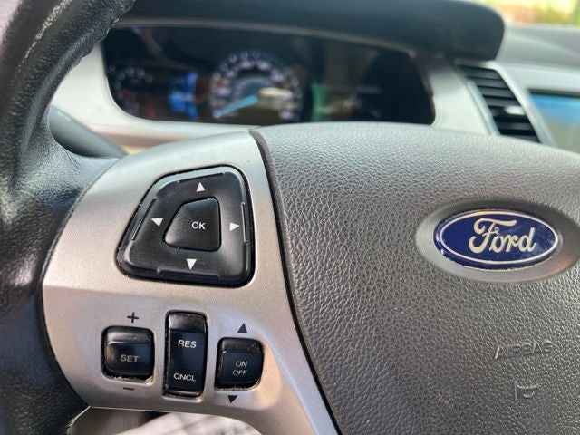 2017 Ford Taurus SEL