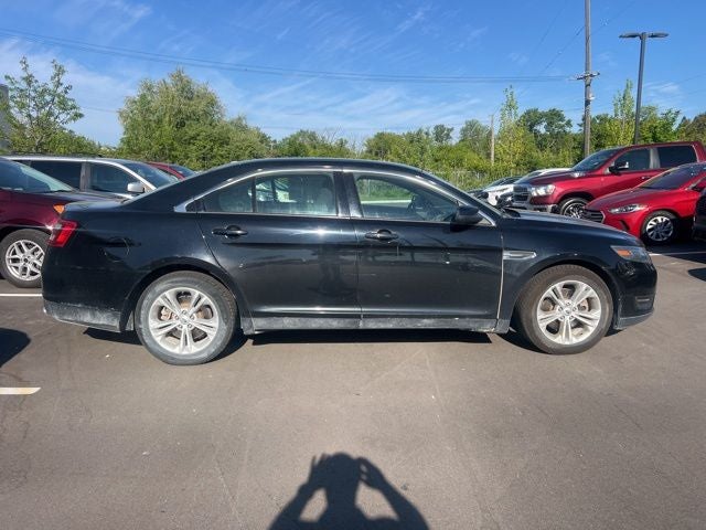 2017 Ford Taurus SEL