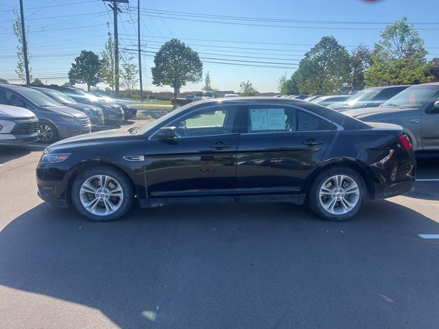 2017 Ford Taurus SEL