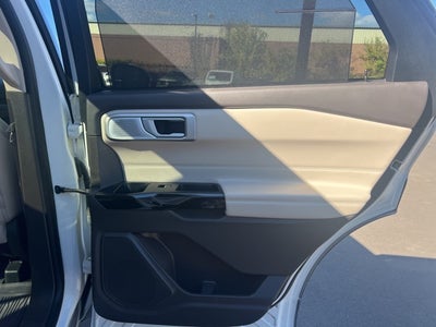 2023 Ford Explorer Platinum