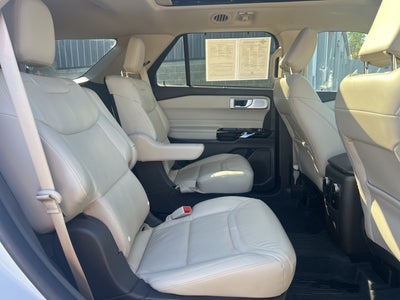 2023 Ford Explorer Platinum