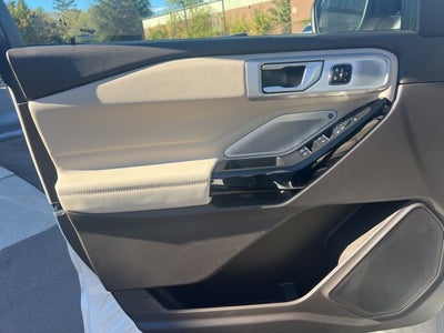 2023 Ford Explorer Platinum