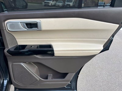 2023 Ford Explorer Platinum
