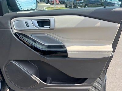2023 Ford Explorer Platinum