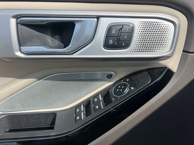 2023 Ford Explorer Platinum