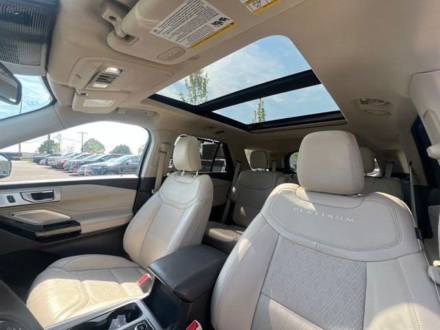 2023 Ford Explorer Platinum