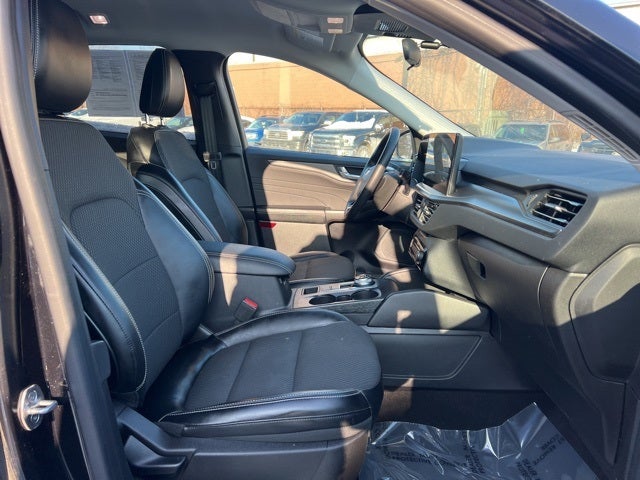 2023 Ford Escape Plug-In Hybrid Base