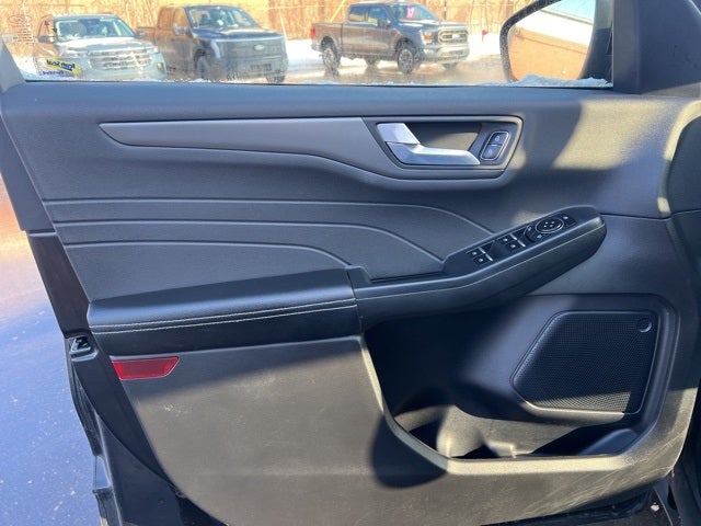 2023 Ford Escape Plug-In Hybrid Base