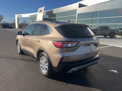 2020 Ford Escape SE