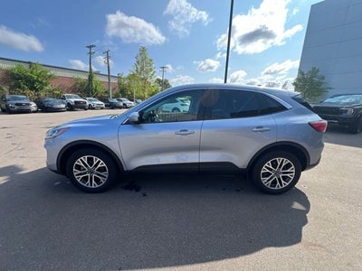 2022 Ford Escape Hybrid SEL