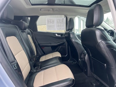 2022 Ford Escape Titanium Hybrid