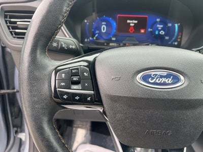 2022 Ford Escape Titanium Hybrid