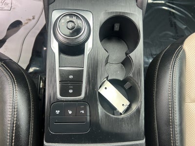 2022 Ford Escape Titanium Hybrid