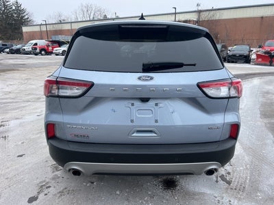 2022 Ford Escape Titanium Hybrid