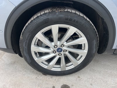 2022 Ford Escape Titanium Hybrid