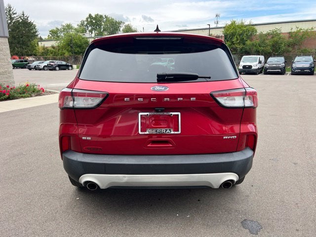 2021 Ford Escape SE