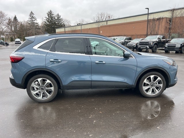 2024 Ford Escape Hybrid Platinum