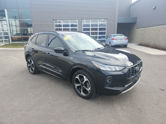 2023 Ford Escape ST-Line Select