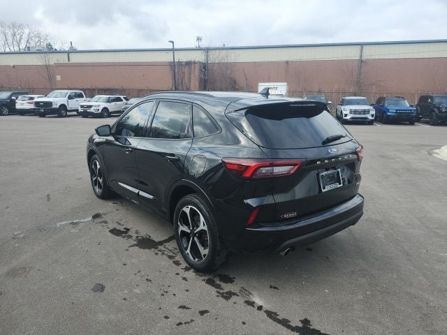 2023 Ford Escape ST-Line Select