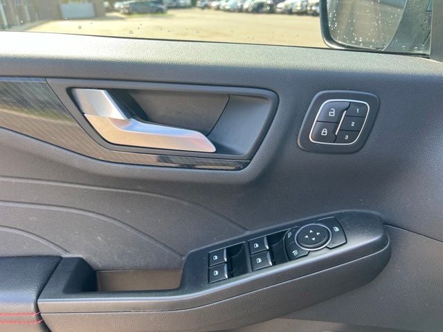 2024 Ford Escape ST-Line Select