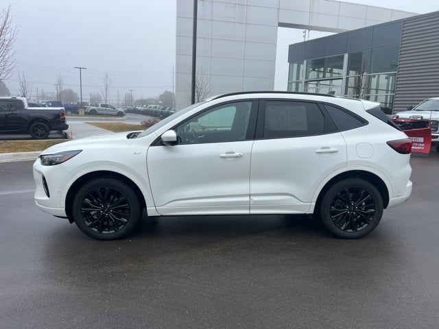 2023 Ford Escape ST-Line Elite