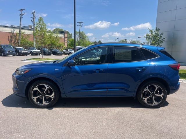 2023 Ford Escape ST-Line Elite