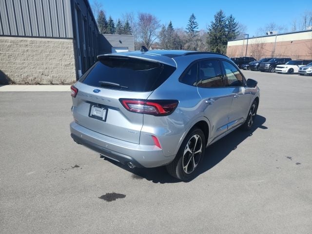 2023 Ford Escape ST-Line Elite