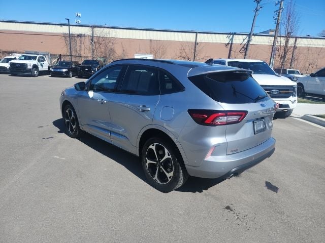 2023 Ford Escape ST-Line Elite