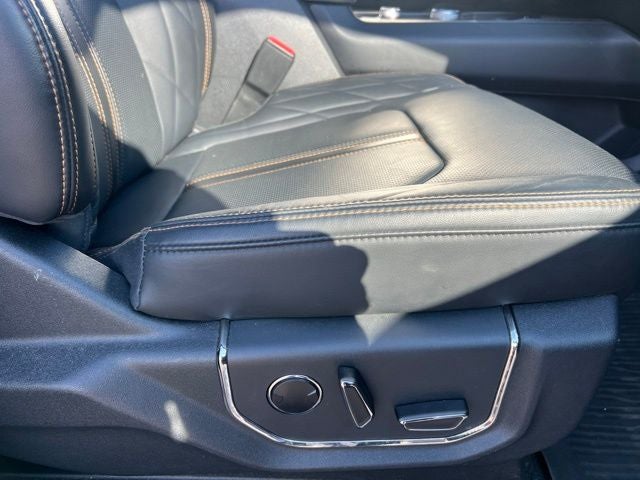 2023 Ford Expedition Max Platinum