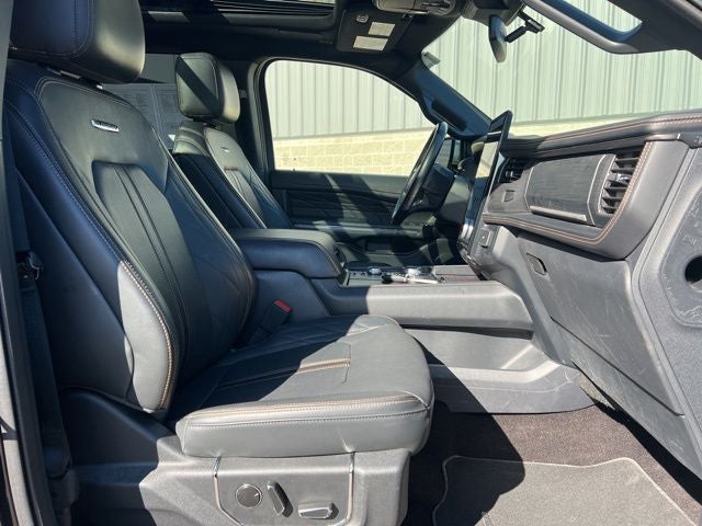 2023 Ford Expedition Max Platinum