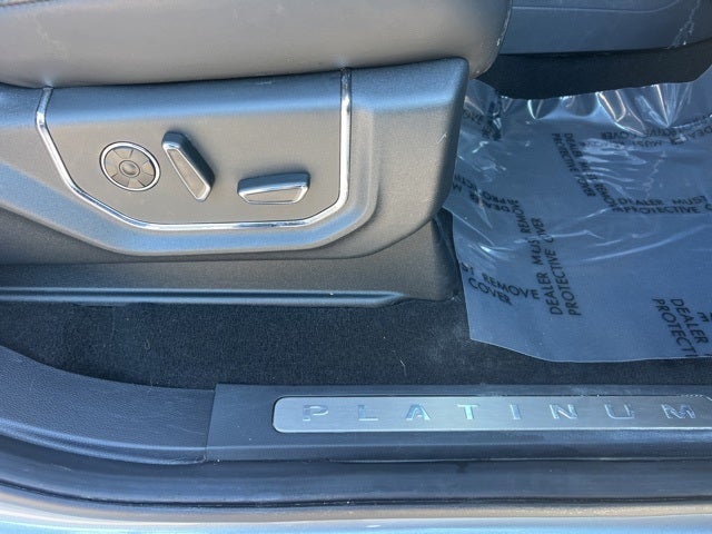 2024 Ford Expedition Platinum