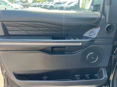 2024 Ford Expedition Platinum
