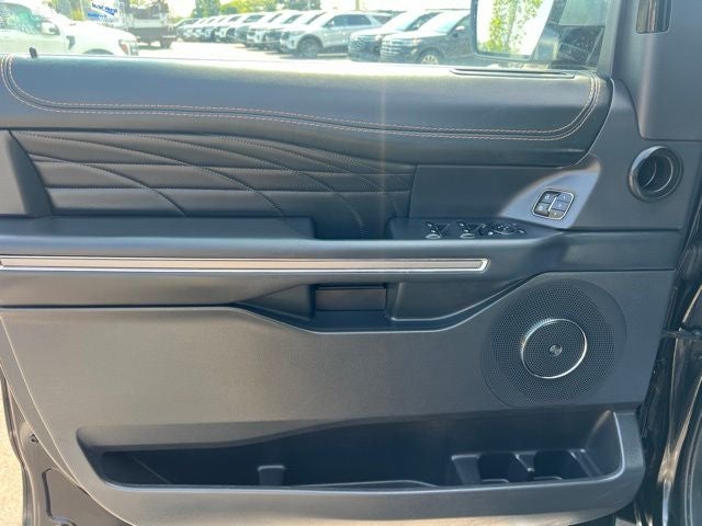 2024 Ford Expedition Platinum